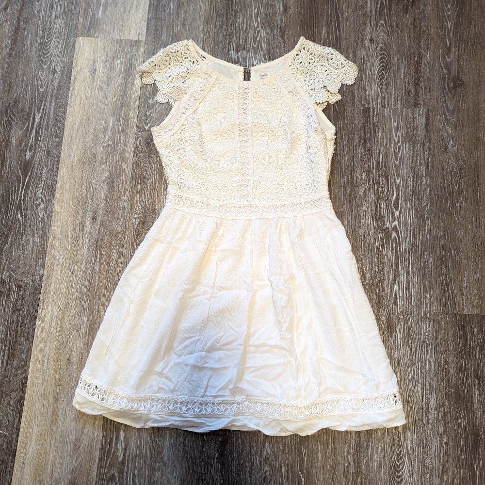 Hollister womens white crochet dress size 3